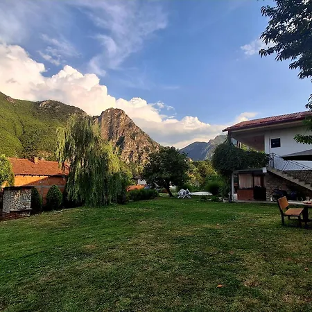 Ilis House Matka Canyon - 2 Villa